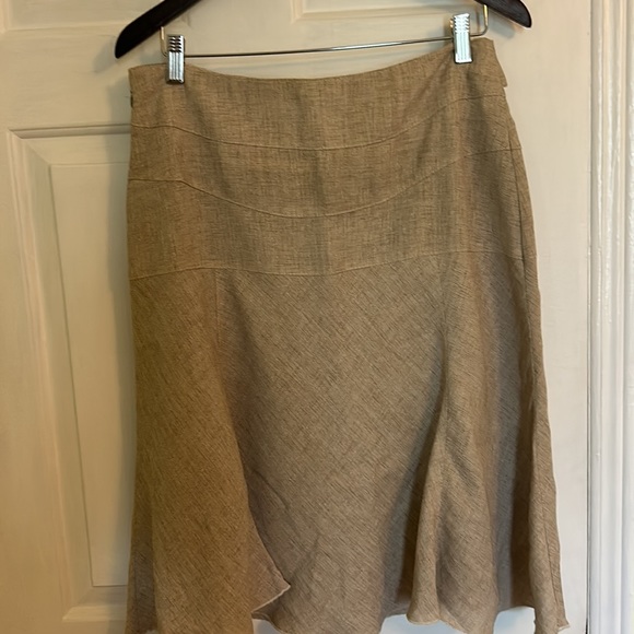 Linen Skirt with liner and tortoiseshell buckel - Picture 4 of 4